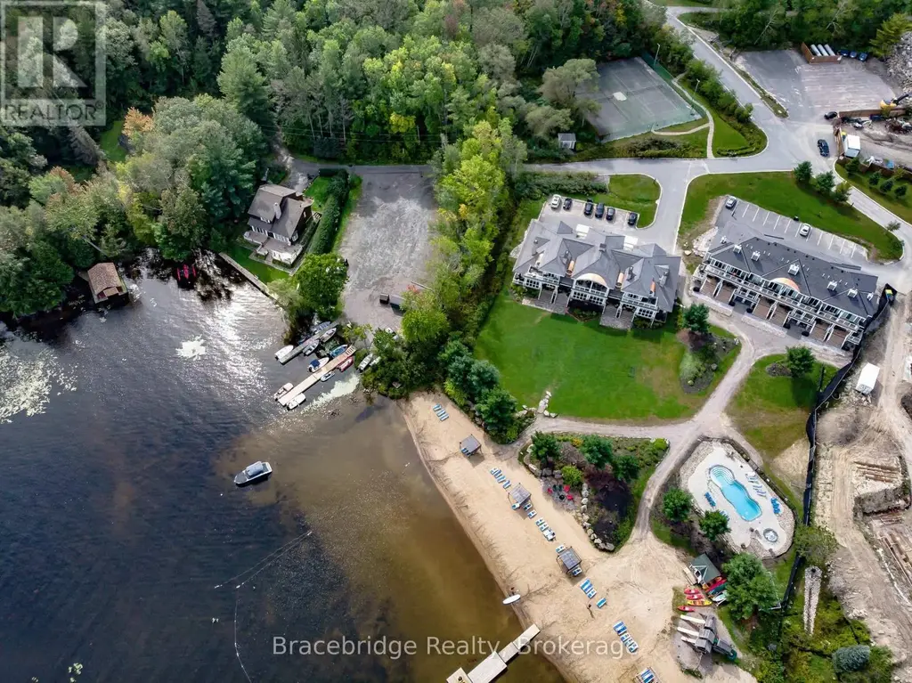 Bhv-c101-a&b - 1869 Muskoka Rd 118 Highway W, Muskoka Lakes (Monck (Muskoka Lakes))